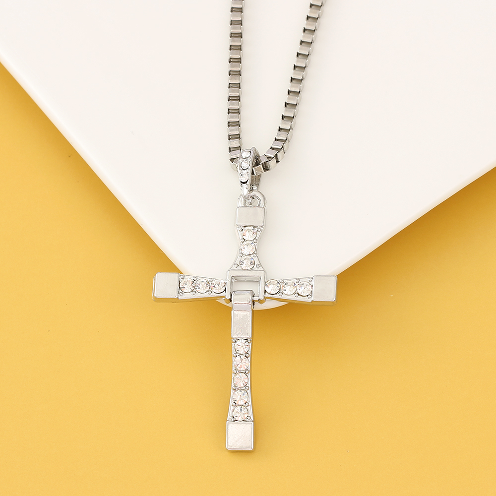 Fashion Punk Rhinestone Cross  – Men'S Fashion Accessories Bewertung und Preis